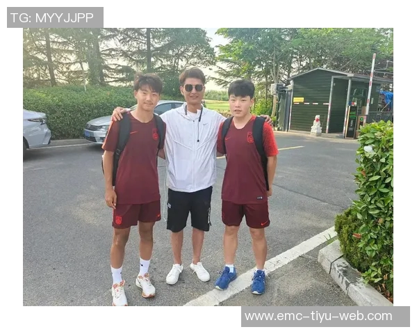 国少队表现出色赵松源替补进球邝兆镭助攻助力球队4-0领先孟加拉国